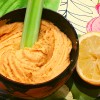 Humus de garbanzos y crema de pimiento rojo